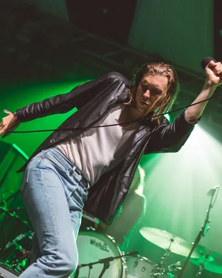 Alex Cameron Santa Cruz