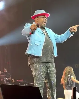 Bobby Brown Saratoga