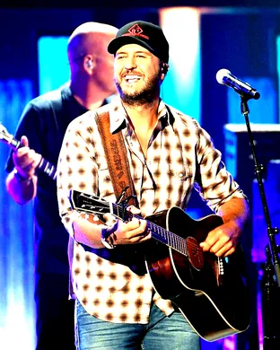 Luke Bryan Mountain View