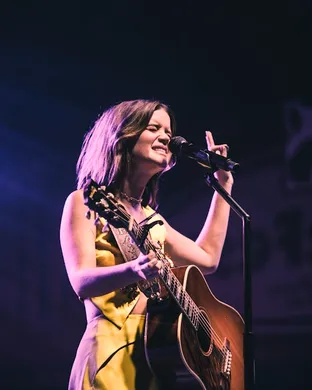 Maren Morris Saratoga